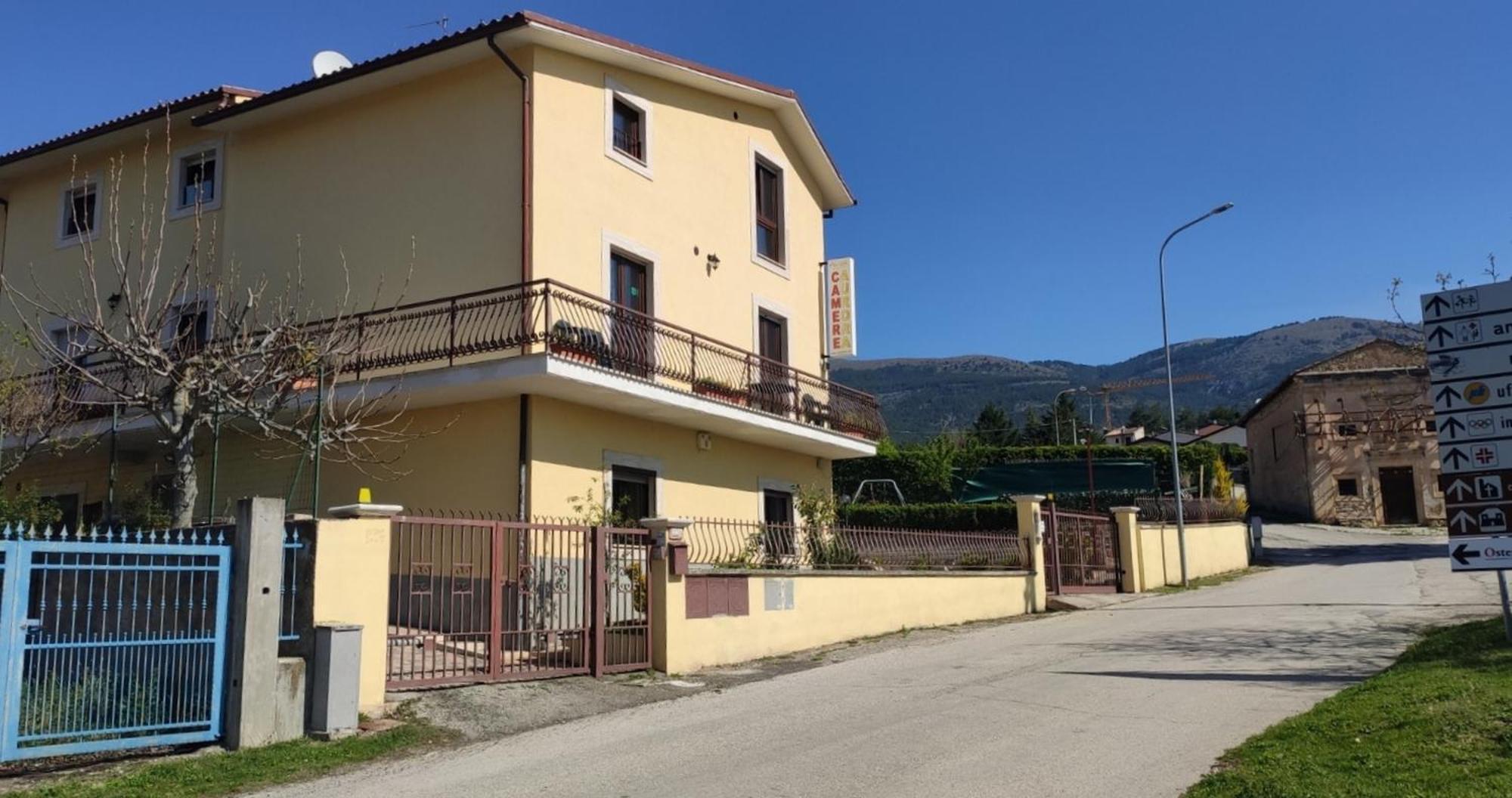 Complesso Turistico Aurora - Appartamenti Poggio Picenze Экстерьер фото
