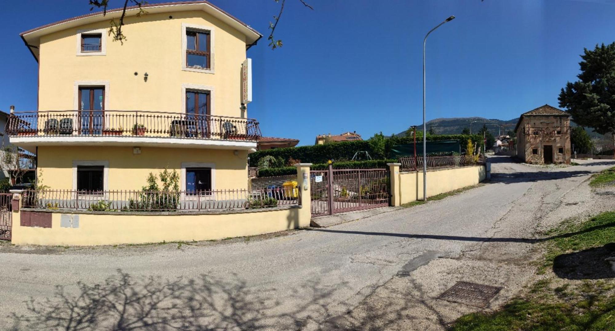 Complesso Turistico Aurora - Appartamenti Poggio Picenze Экстерьер фото